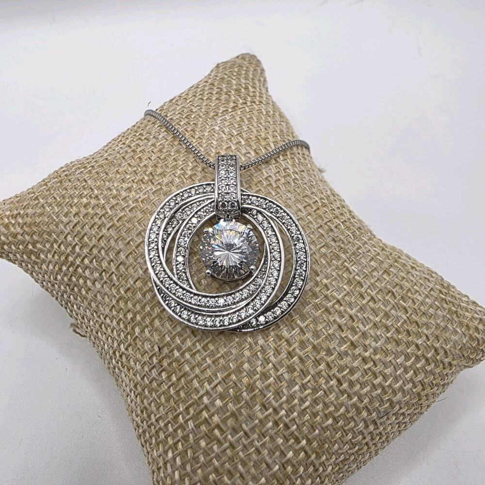 925 Sterling Silver Cubic Zirconia Interlinked Circles Pendant w/ 18" chain